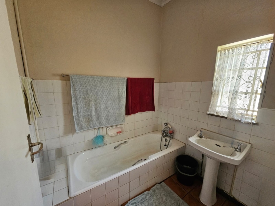 3 Bedroom Property for Sale in Park West Free State